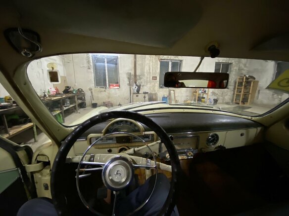 1966 ГАЗ 21 «Волга» 21Р, бежевый, 700000 рублей - вид 11