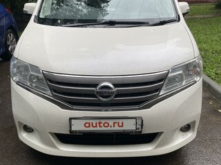 2013 Nissan Serena IV (C26), белый, 1450000 рублей, вид 2