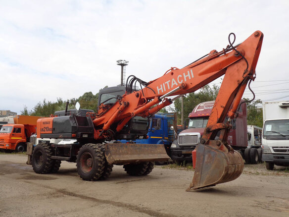 2012 Hitachi Колёсные, оранжевый