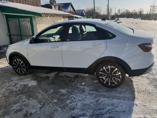 2023 Lada (ВАЗ) Vesta Cross I Рестайлинг (NG), белый, 1400000 рублей, вид 4
