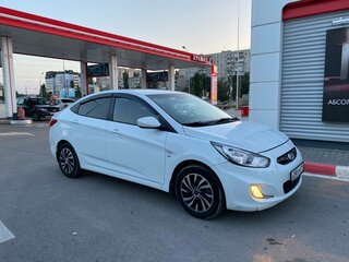 2014 Hyundai Solaris I, белый, 750000 рублей, вид 5