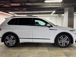 2020 Volkswagen Tiguan II Рестайлинг, белый, 3100000 рублей, вид 4