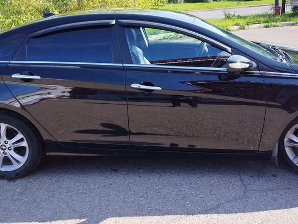 2010 Hyundai Sonata VI (YF), чёрный, 1250000 рублей - вид 2