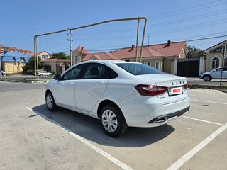 2023 Lada (ВАЗ) Vesta I Рестайлинг (NG), белый, 1450000 рублей, вид 4