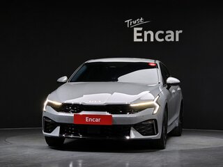 2023 Kia K5 III Рестайлинг, серебристый, 2550200 рублей, вид 3
