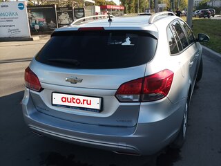 2013 Chevrolet Cruze I Рестайлинг, серебристый, 840000 рублей, вид 4