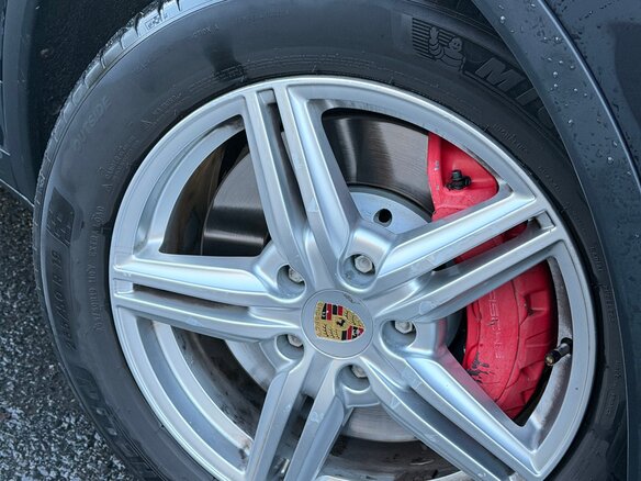 2010 Porsche Cayenne Turbo II (958), чёрный - вид 12