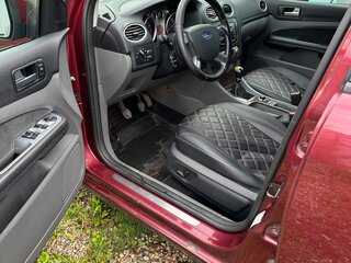 2008 Ford Focus II Рестайлинг, пурпурный, 500000 рублей, вид 5