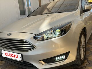 2015 Ford Focus III Рестайлинг, серый, 1500000 рублей, вид 3