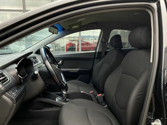 2016 Kia Rio III Рестайлинг, чёрный, 969000 рублей - вид 18