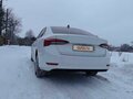 2021 Skoda Octavia IV (A8), белый, 2000000 рублей - вид 2