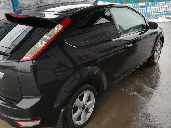 2008 Ford Focus II Рестайлинг, чёрный, 650000 рублей - вид 1