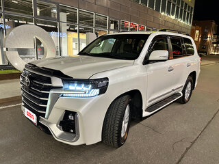 2013 Toyota Land Cruiser 200 Series Рестайлинг 1, белый, 4760000 рублей, вид 1