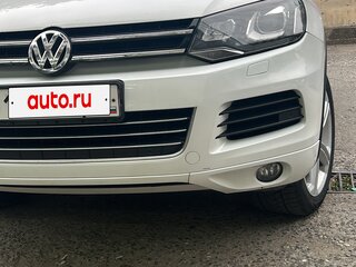 2013 Volkswagen Touareg II, белый, 1800000 рублей, вид 3