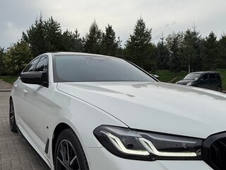 2021 BMW 5 серии 530i VII (G30/G31/G38) Рестайлинг, белый, 4629000 рублей, вид 4
