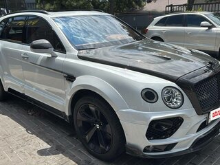 2016 Bentley Bentayga I, белый, 12955000 рублей, вид 2