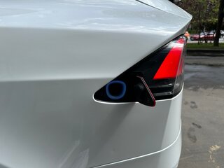 2017 Tesla Model X 90D I, белый, 3790000 рублей, вид 2