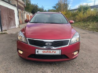 2011 Kia Ceed I Рестайлинг, красный, 800000 рублей, вид 1