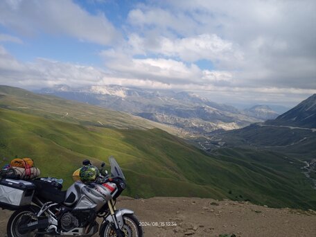 2011 Yamaha XT1200Z Super Tenere, серый, 650000 рублей, вид 3