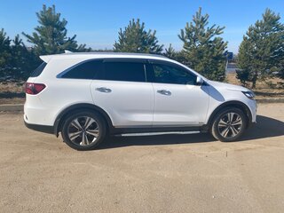2018 Kia Sorento III Prime Рестайлинг, белый, 3199000 рублей, вид 2