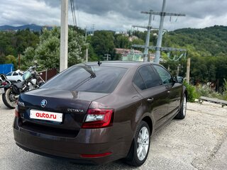 2017 Skoda Octavia III (A7) Рестайлинг, коричневый, 1590000 рублей, вид 3