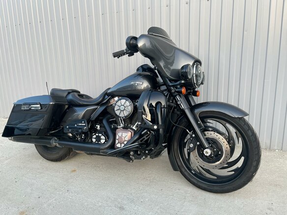 2013 Harley-Davidson Street Glide, чёрный, 1420000 рублей