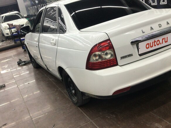 2012 Lada (ВАЗ) Priora I, белый, 435000 рублей - вид 16