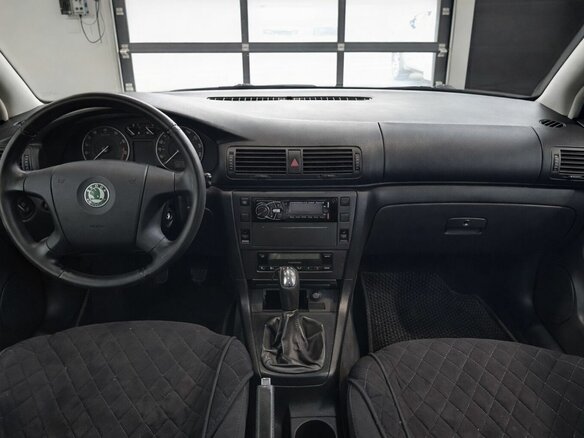 2007 Skoda Superb I Рестайлинг, серебристый - вид 10