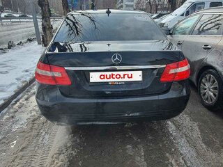 2013 Mercedes-Benz E-Класс 200 7G-Tronic IV (W212, S212, C207), чёрный, 1550000 рублей, вид 3