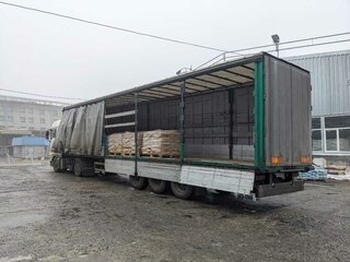 1996 Fruehauf Полуприцеп-бортовой, зелёный, 800000 рублей, вид 3