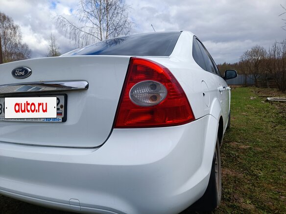 2009 Ford Focus II Рестайлинг, белый, 450000 рублей - вид 12