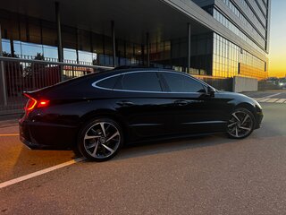 2021 Hyundai Sonata VIII (DN8), чёрный, 2290000 рублей, вид 5