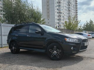 2011 Mitsubishi Outlander II Рестайлинг, чёрный, 1100000 рублей, вид 3