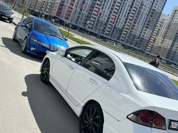 2007 Honda Civic VIII, белый, 820000 рублей - вид 4