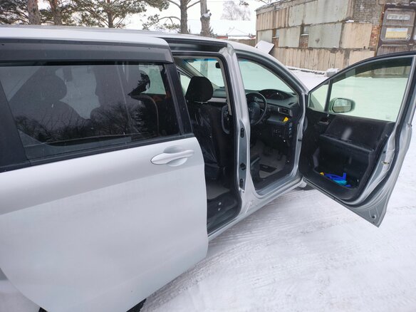 2012 Honda Freed I Рестайлинг, серебристый, 1035000 рублей - вид 25