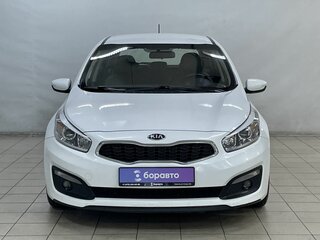 2016 Kia Ceed II Рестайлинг, белый, 1187000 рублей, вид 3