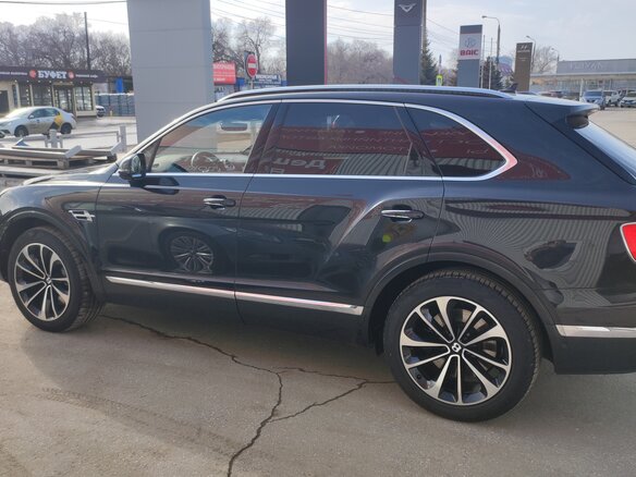 2017 Bentley Bentayga I, чёрный, 10300000 рублей - вид 20