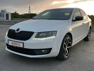 2013 Skoda Octavia III (A7), белый, 1375000 рублей, вид 4