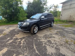 2006 Volkswagen Touareg I, чёрный, 850000 рублей, вид 1
