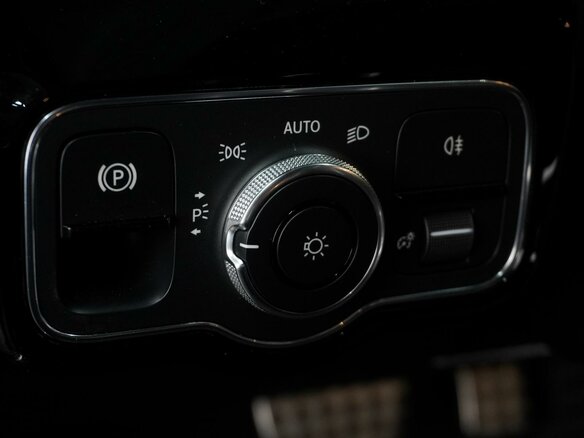 2019 Mercedes-Benz CLA 200 II (C118, X118), чёрный, 2479000 рублей - вид 13