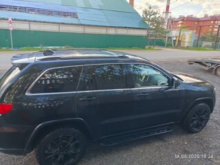 2014 Jeep Grand Cherokee IV (WK2) Рестайлинг, чёрный, 1500000 рублей, вид 4