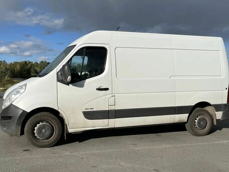 2013 Renault Master, белый, 1300000 рублей, вид 3