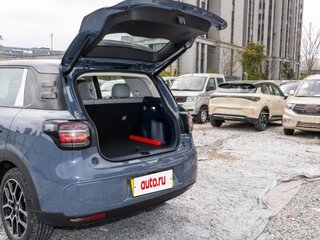 2026 Leapmotor A10 53 kWh, синий, 2350000 рублей, вид 5