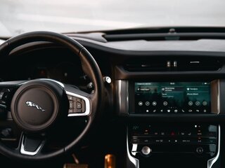 2018 Jaguar XF II, чёрный, 3190000 рублей, вид 4