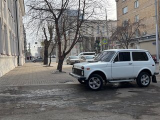 1993 Lada (ВАЗ) 2121 (4x4) I, белый, 300000 рублей, вид 3
