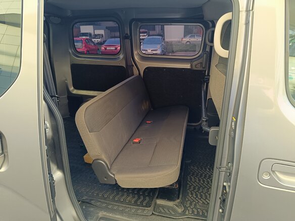 2017 Nissan NV200, серый, 1850000 рублей - вид 12