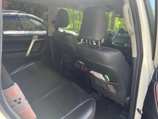 2016 Toyota Land Cruiser Prado 150 Series Рестайлинг 1, белый, 4400000 рублей, вид 5