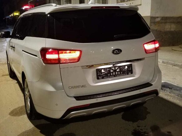 2017 Kia Carnival III, белый - вид 15