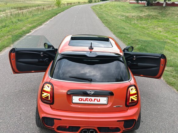 2018 Mini Hatch JCW III (F55/F56) Рестайлинг, оранжевый, 2750000 рублей - вид 7