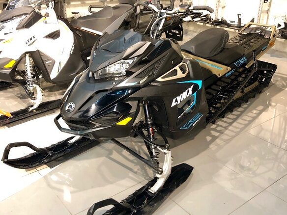 2018 BRP Lynx BoonDocker 850, голубой